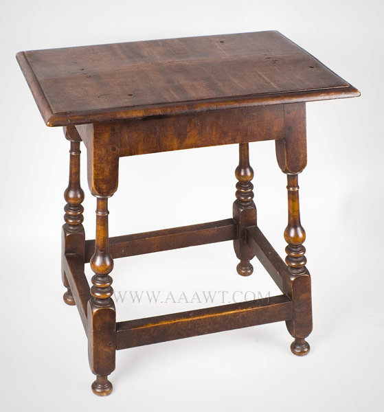 Joint Stool, Newport, Rhode Island
1710 to 1740, entire view